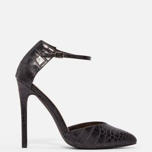 NWOT Justfab Black Croc Fae Ankle Strap Pump